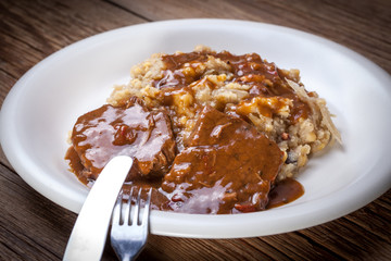 Braised beef with cabbage.