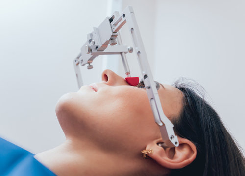Installation of the face-bow. Functional diagnostics.