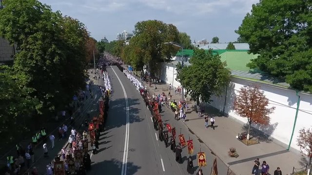 Religious procession in the center of Kiev. Anniversary of the baptism of Kievan Rus. Крестный ход в центре Киева. Годовщина крещения Киевской Руси. 07/27/2017