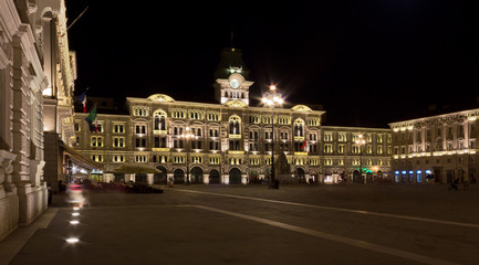 Fototapeta na wymiar Night View of Piazza Unità d'Italia in Trieste