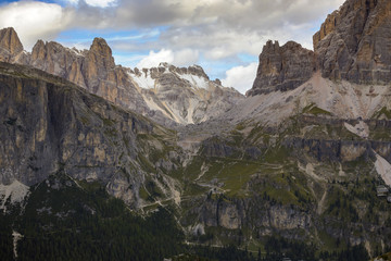 mountain landscape around the Cinque Torri