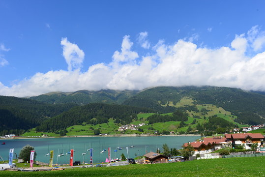 รูปภาพAltGraun เลือกดูภาพถ่ายสต็อก เวกเตอร์ และวิดีโอ75 Adobe Stock