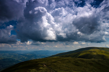 Fototapeta premium Background landscape with Ukrainian Carpathian Mountains in the Pylypets