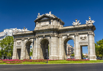 Fototapeta na wymiar Puerta de Alcalá,Madrid