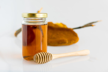 Honey with Honeycomb