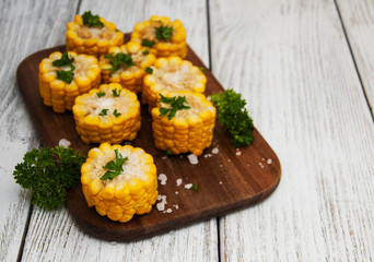 boiled corn on the cob