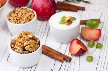 Granola, muesli, nuts, yogurt and fresh fruit