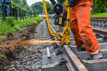 Gleissanierung - Schweissarbeiten an Schiene