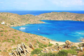 Fototapeta na wymiar Beautiful coast on Ios Island, Cyclades Islands, Greece