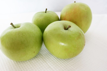 Juicy green apples