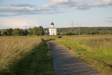 Pokrov Nerl long distance shot cathedral landmark Russia Vladimir 