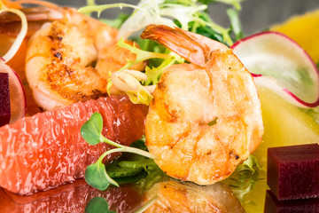 Citrus shrimp salad