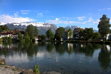 Fototapeta na wymiar lake in switzerland