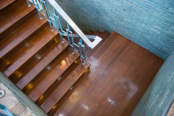 Photo sur Plexiglas Escaliers The modern wooden staircase in house