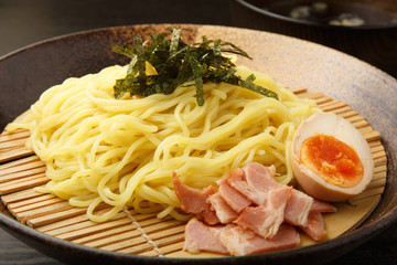 ざるラーメン