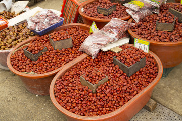 釜田市場　漢方専門店街で売られていたナツメ