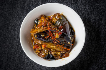 麻婆茄子　fried egg plant with Chinese chili sauce
