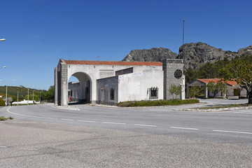Fototapeta na wymiar Border between Spain and Portugal, Extremadura
