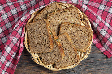 Bread with seeds