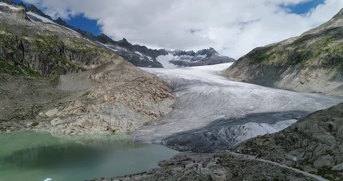Rhonegletscher im R&uuml;ckw&auml;rtsflug