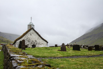 Fototapeta na wymiar Kirche auf Faroe