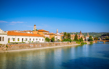 Obraz premium Beautiful old houses on Adige river in Verona, Veneto region, Italy.