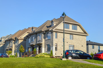 Modern House in Bois Franc near the central park in Canada