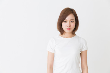 女性　白バック