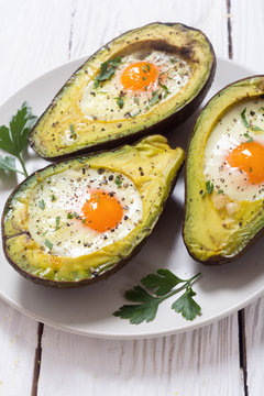 Baked avocado with eggs