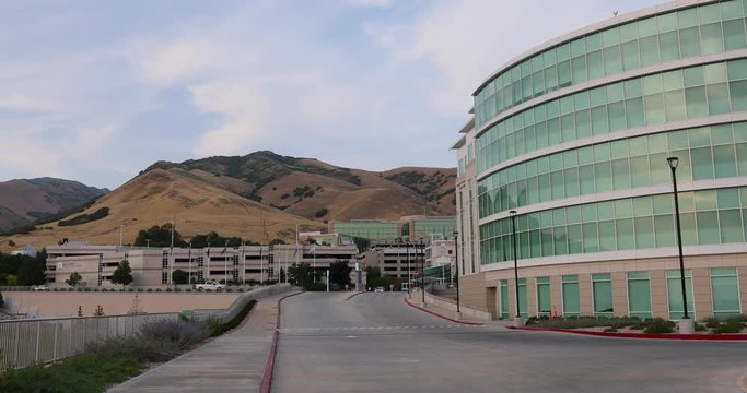 University Of Utah Hospital Traffic Establishing. Research And Teaching Hospital On The Campus In Salt Lake City, Utah. Specialties, Cardiology, Geriatrics, Gynecology, Pediatrics,  Oncology.