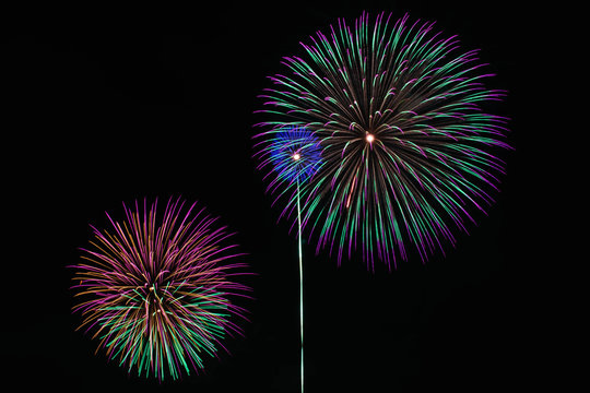 63 Best ロケット花火 Images Stock Photos Vectors Adobe Stock