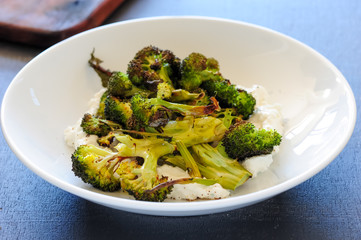 Homemade saladwith broccoli, balanced meal