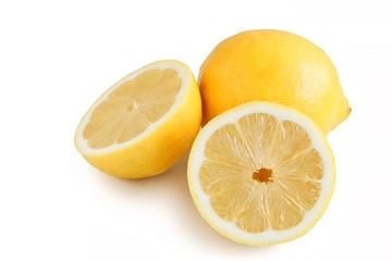 Obraz na płótnie Canvas Fresh Organic Lemon on white background