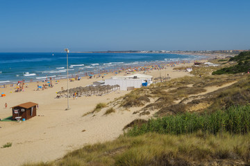 Fototapeta na wymiar Views of the beach of La Barrosa in Sancti Petri, Chiclana, view from the Puerco tower