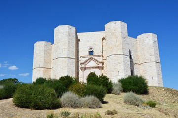 Fototapeta na wymiar Castel del Monte (Castle of the Mount) in Apulia, Italy. UNESCO World Heritage Site since 1996. 