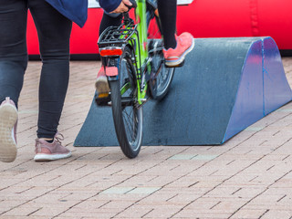 Kinder Fahrrad Parkour 