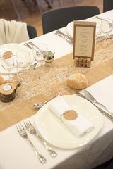 Déco de table de mariage champêtre