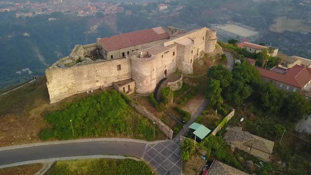 Vista aerea del castello Normanno Svevo, Vibo Valentia, Calabria, Italia