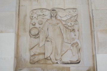 Portugal -  Coimbra - Université - Décor sur le batiment d'entrée