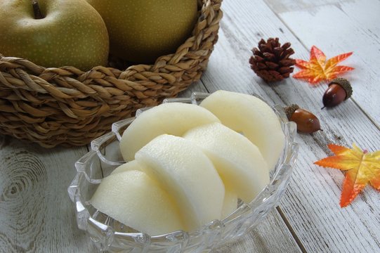 7 Best カットした梨 Images Stock Photos Vectors Adobe Stock