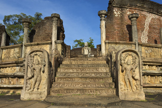 Vatadage, Quadrangle, Polonnaruwa (UNESCO World Heritage Site), North Central Province, Sri Lanka