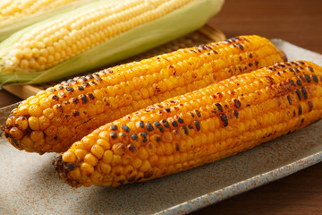 焼きトウモロコシ