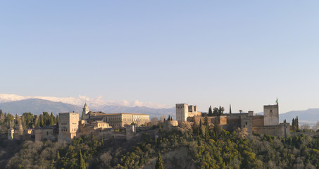 Fototapeta na wymiar Ansicht der Alhambra vom Albaicìn-Hügel