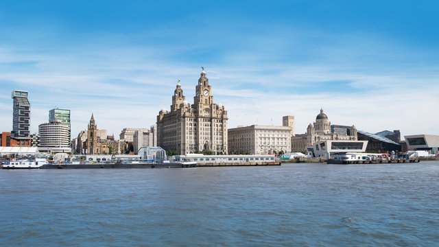 Liverpool Waterfront Images – Browse 2,953 Stock Photos, Vectors, and Video  | Adobe Stock