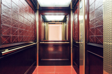 view from inside the elevator © malkovkosta
