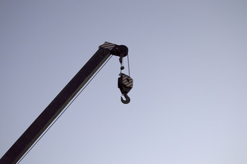 Dźwig z hakiem © aaabbb