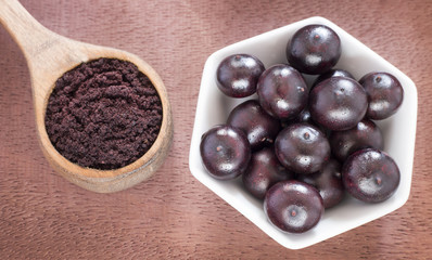 Fruit and acai powder - Euterpe oleracea