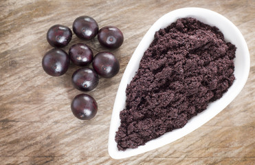 Fruit and acai powder - Euterpe oleracea