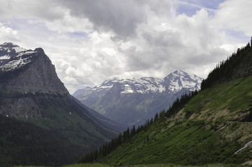 Fototapeta premium mountain view with roadway on right Glacier National Park Montana