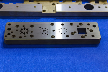 machined steel plate for manufacturing tooling